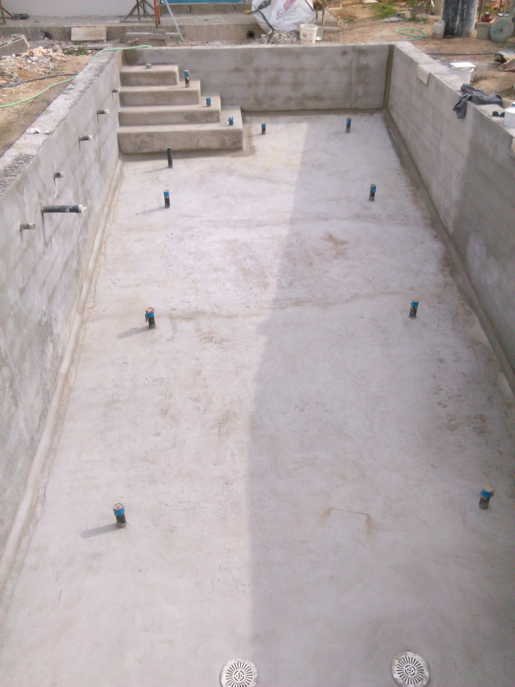 Swimming pool construction