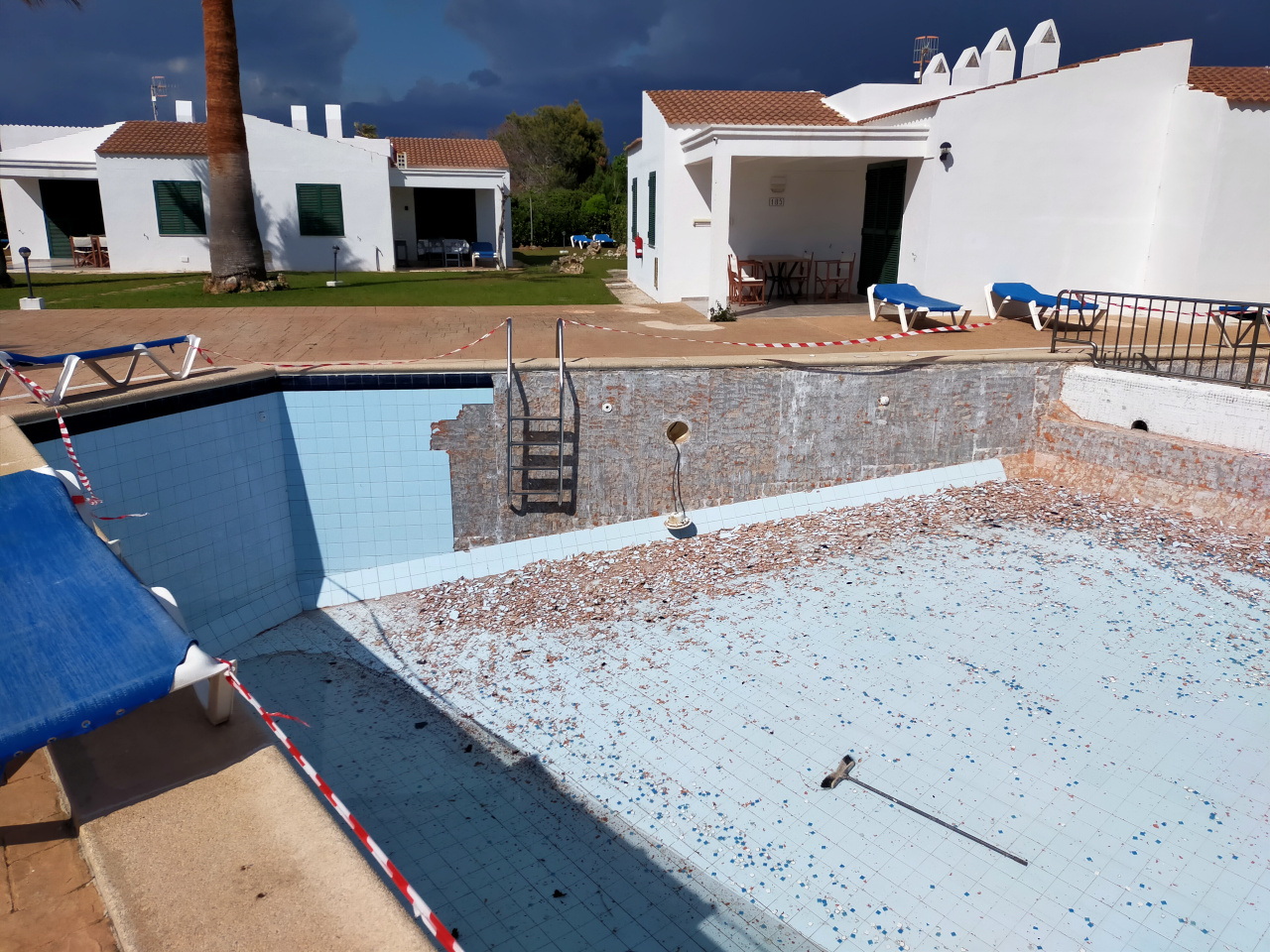 Swimming pool rehabilitation and renovations